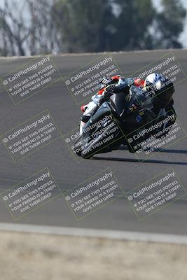 media/Nov-01-2025-TrackDaz (Sat) [[2b4d5192bc]]/B Group/1220pm (Turn 2 Outside)/